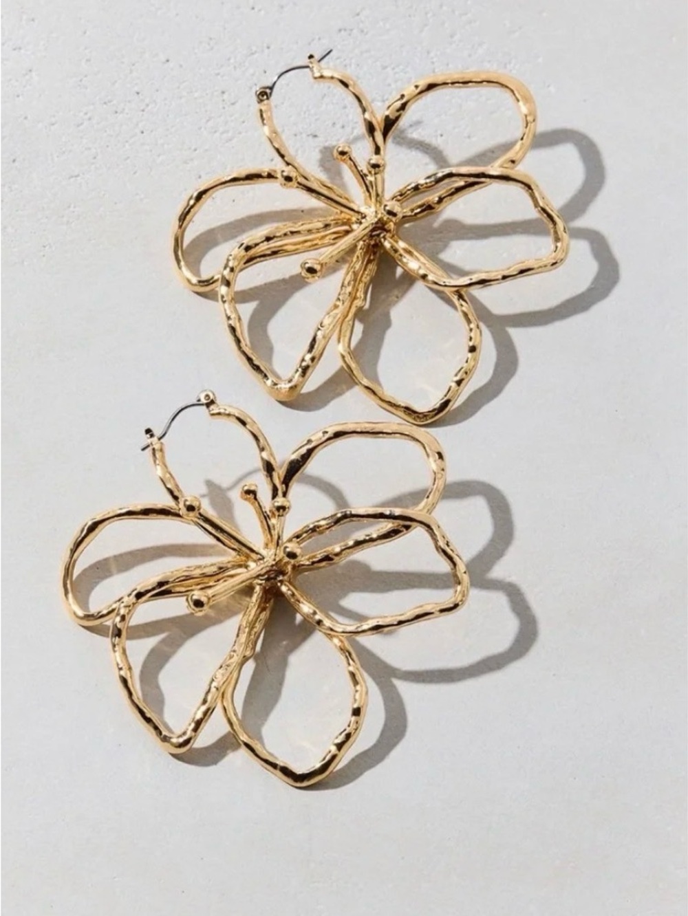Urban Outfitters Hammered Gold Flower Hoop Earrings